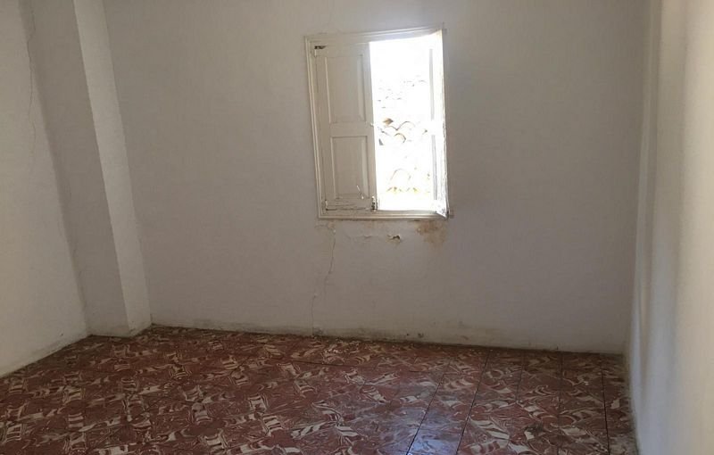 Casa en venta por 60000 con 54m y una habitacion en calle d amunt en Ontinyent