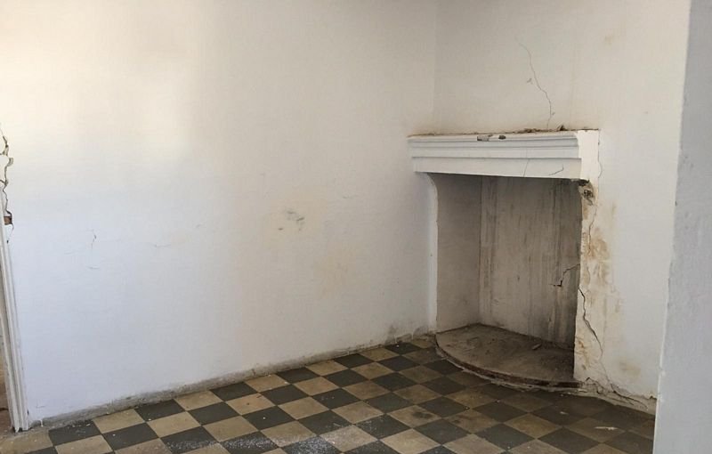 Casa en venta por 60000 con 54m y una habitacion en calle d amunt en Ontinyent
