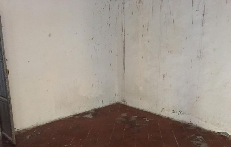 Casa en venta por 60000 con 54m y una habitacion en calle d amunt en Ontinyent