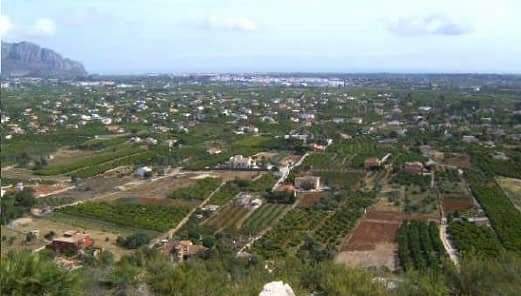 Solar en venta en Calle Riu Xuquer Pedreguer Alicante