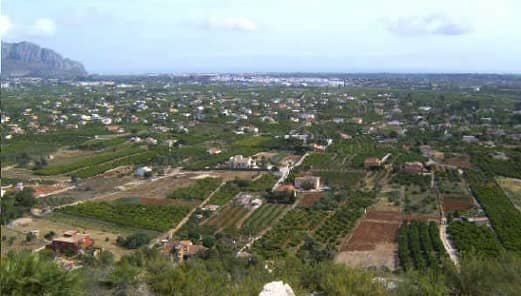 Solar en venta en Calle Riu Xuquer Pedreguer Alicante