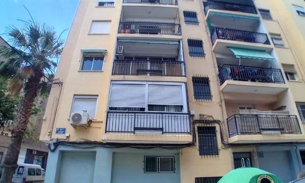 Piso en C la Alquería de Giner