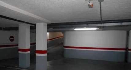 Garaje en venta  en Calle Garcia Lorca Benetsser Valencia