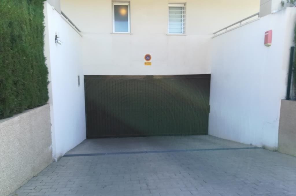 Garaje en venta  en Calle Principe Felipe Rocafort Valencia