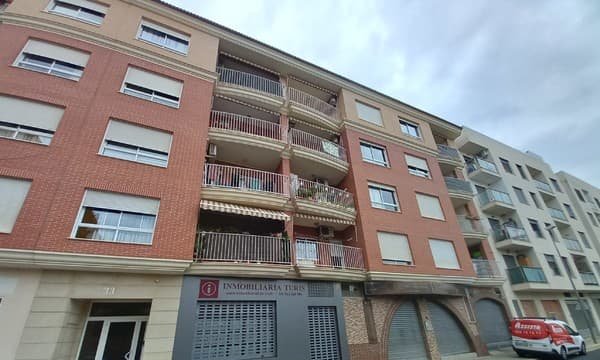 Local en alquiler y venta en Avenida Don Bautista Soler Crespo, 46389, Turis Valencia