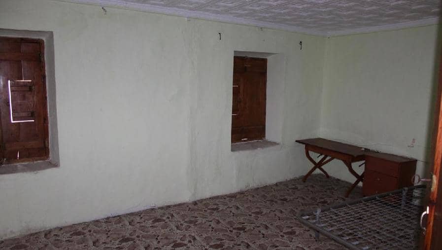 Unifamiliar Casa De Pueblo en venta  en Calle Virgen De La Soledad, Olleria (L'), Valencia