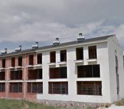 Viviendas adosadas en construcción detenida en C Sants Abdo i Senent