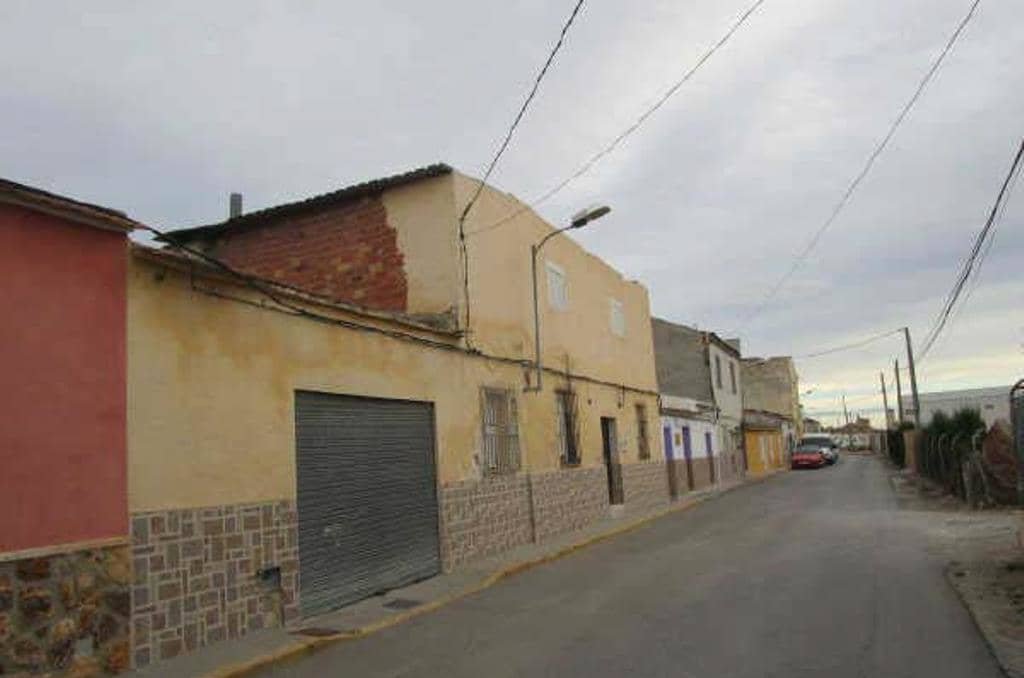 Urbano Solar en venta  en Calle Dolores Los Catral Alicante