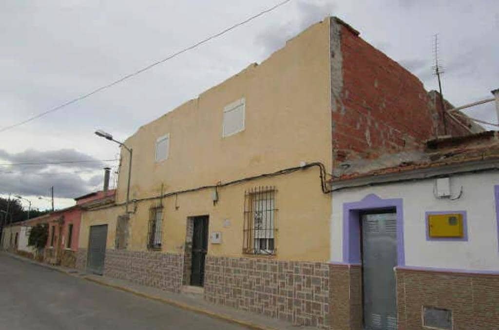 Urbano Solar en venta  en Calle Dolores Los Catral Alicante