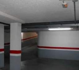 Garaje en venta  en Calle Garcia Lorca Benetsser Valencia