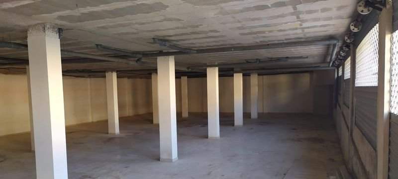 Venta de local comercial en calle paterna Onda por 68862 de 172m en condiciones de restauracin