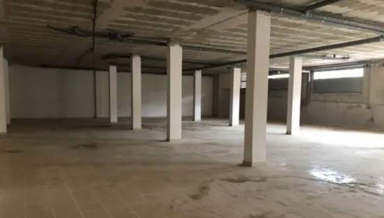 Venta de local comercial en calle paterna Onda por 68862 de 172m en condiciones de restauracin
