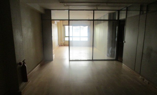 Local comercial a la venta por 90.000 con 124m en perfectas condiciones en cjose ramon batalla en VillarrealVila-real