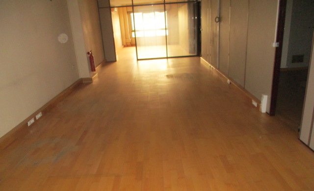 Local comercial a la venta por 90.000 con 124m en perfectas condiciones en cjose ramon batalla en VillarrealVila-real