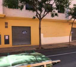 Local Comercial en venta  en Calle Joaquin Garcia Girona Castelln De La Plana Castelln