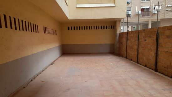 Local comercial disponible por 20.700 de 100m en ccalle juan ramon jimenez 84 Castellón de la PlanaCastelló de la Plana
