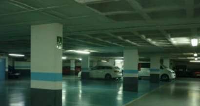 Plazas de Garaje en Cl Armando Palacios Valdés, Valencia