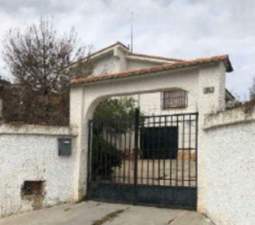 Chalet en C Garbuller, Monserrat Valencia