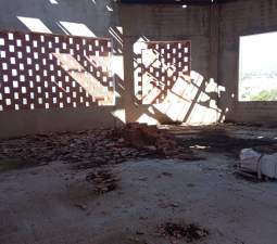 Compra tu local comercial por 22400 con 98m en condiciones de restauracin en calle poligono el muscaret local 7 Relleu