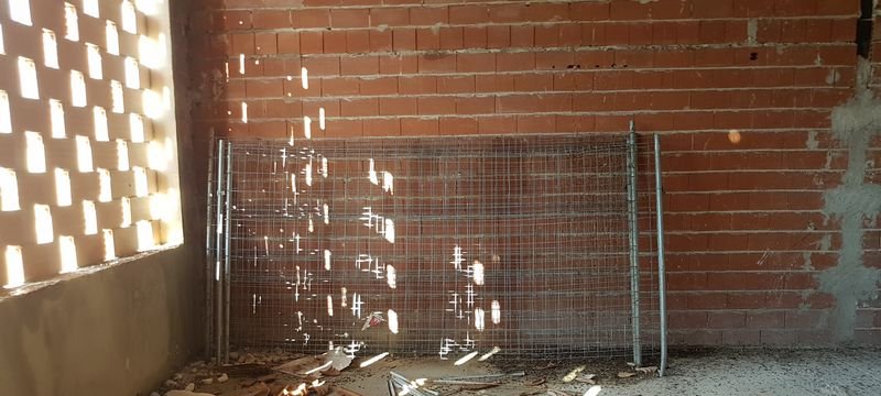 Compra tu local comercial por 22400 con 98m en condiciones de restauracin en calle poligono el muscaret local 7 Relleu