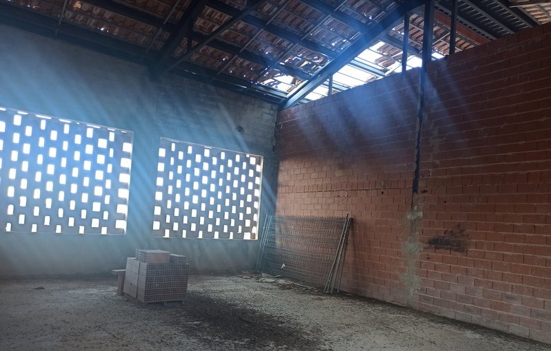 Compra tu local comercial por 22400 con 98m en condiciones de restauracin en calle poligono el muscaret local 7 Relleu