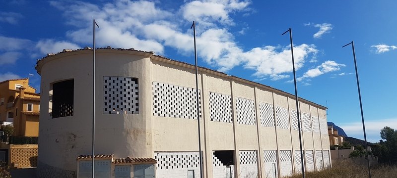 Compra tu local comercial por 22400 con 98m en condiciones de restauracin en calle poligono el muscaret local 7 Relleu