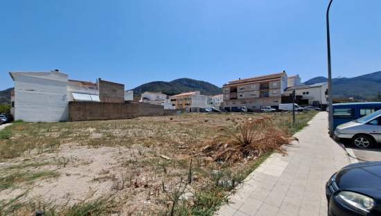 Terreno Urbano en venta en Jeresa, Valencia