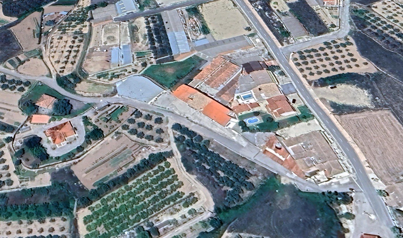 Naves Industriales en venta en Tuéjar, Valencia