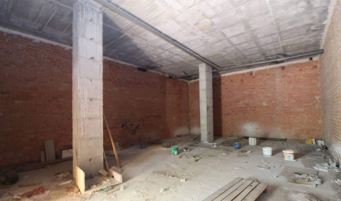 Local Comercial en venta  en Calle Fontanars, Elche, Alicante