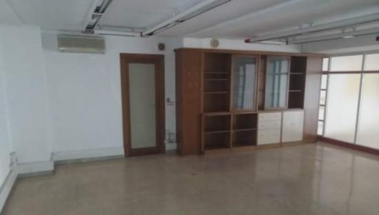 Descubre local comercial por 268.000 con 700m en condiciones de restauración en calle canonigo gonzalo viñes en X?tiva