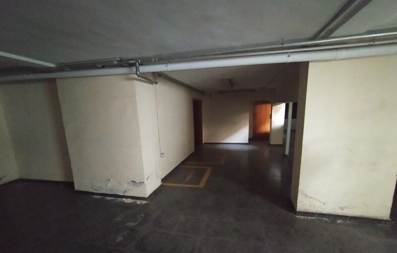 Descubre local comercial por 268.000 con 700m en condiciones de restauración en calle canonigo gonzalo viñes en X?tiva