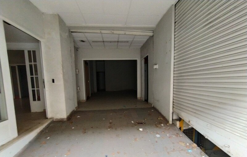 Descubre local comercial por 268.000 con 700m en condiciones de restauración en calle canonigo gonzalo viñes en X?tiva