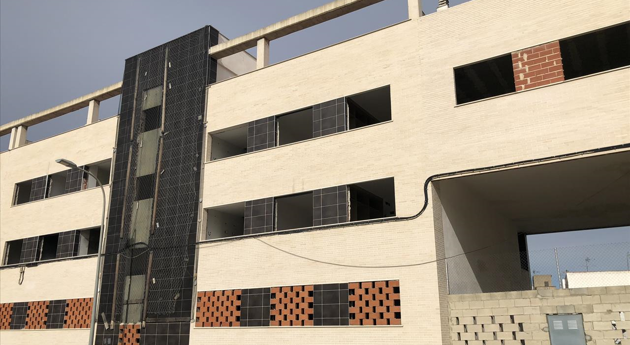 Plaza De Garaje En Venta En Carlos Gomis, Carcaixent