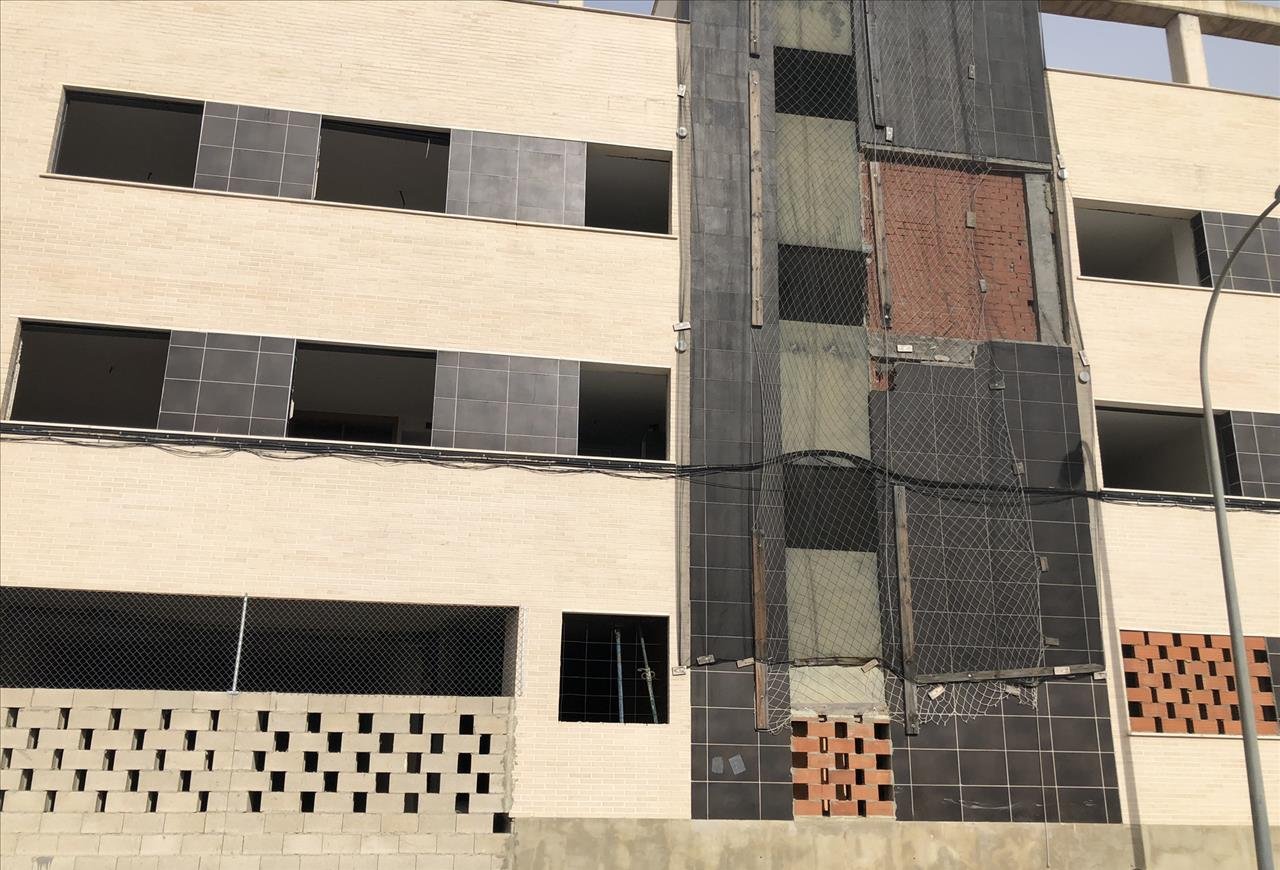 Plaza De Garaje En Venta En Carlos Gomis, Carcaixent