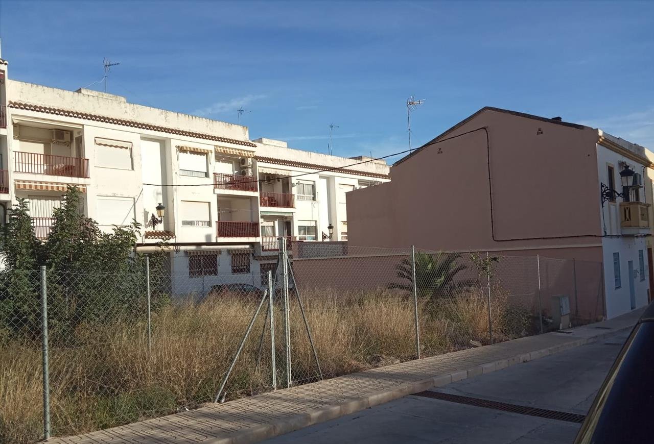 Terreno Urbano en venta en Petrés, Valencia