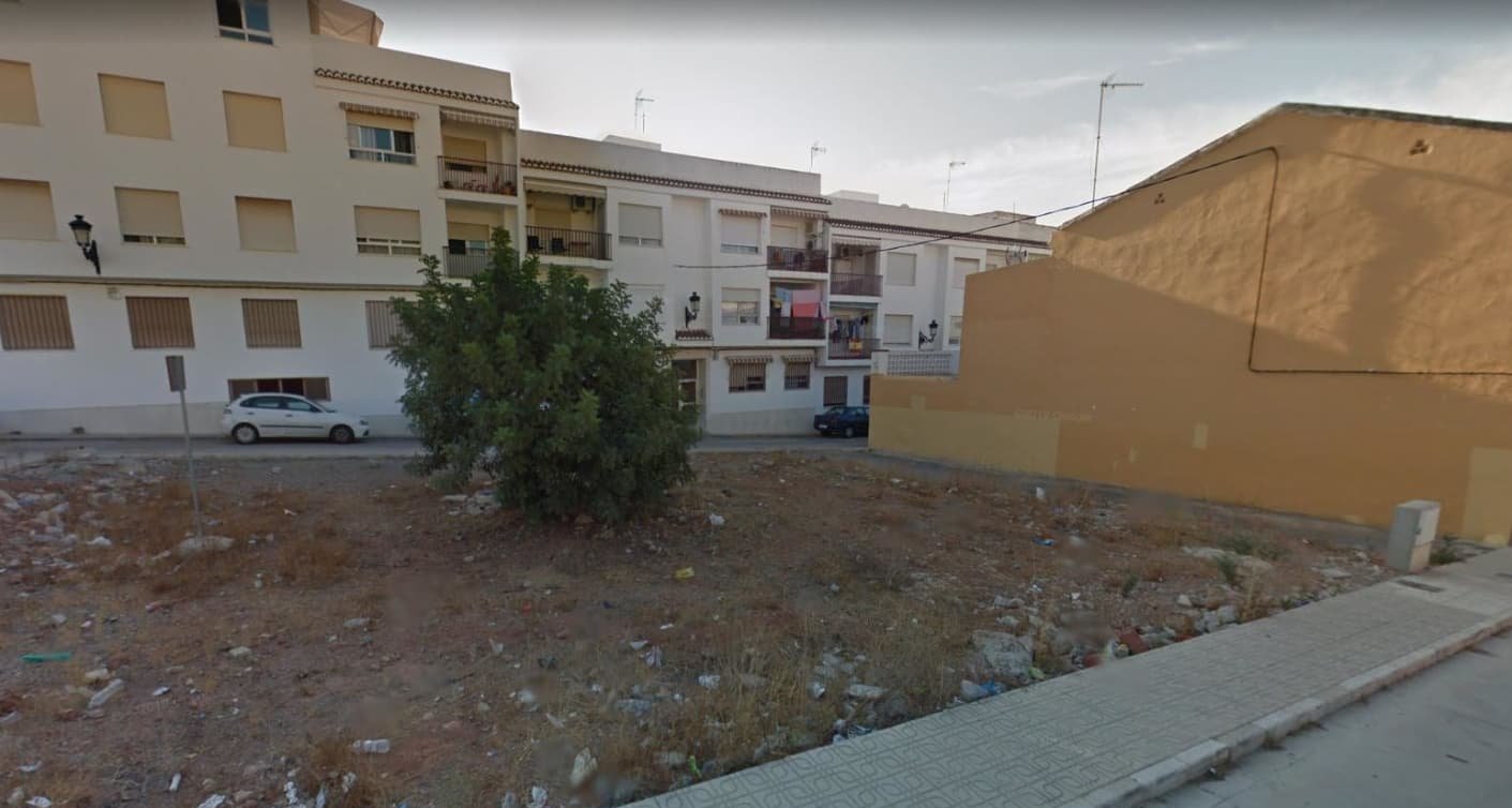 Solar en venta en Calle Fray Domingo Petrs Valencia