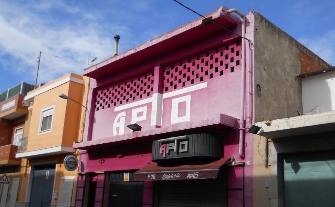 Local comercial en La Pobla Llarga - Valencia -