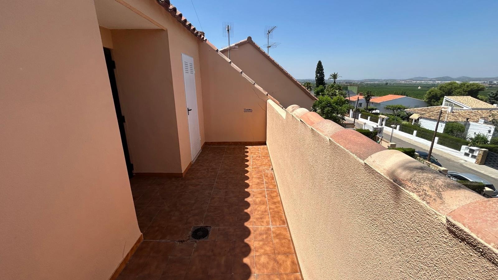 Casa Adosada en venta en Chiva, Valencia