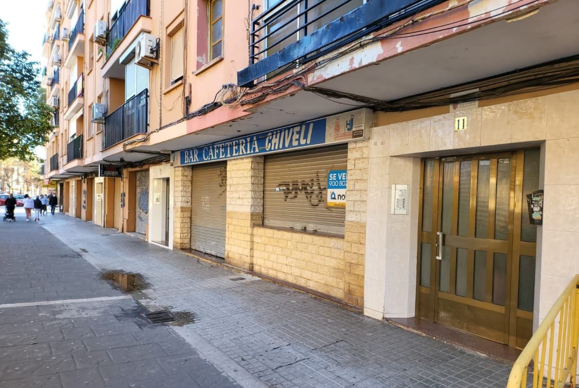 Local Comercial en venta  en Calle Arte Mayor Seda, Xirivella, Valencia