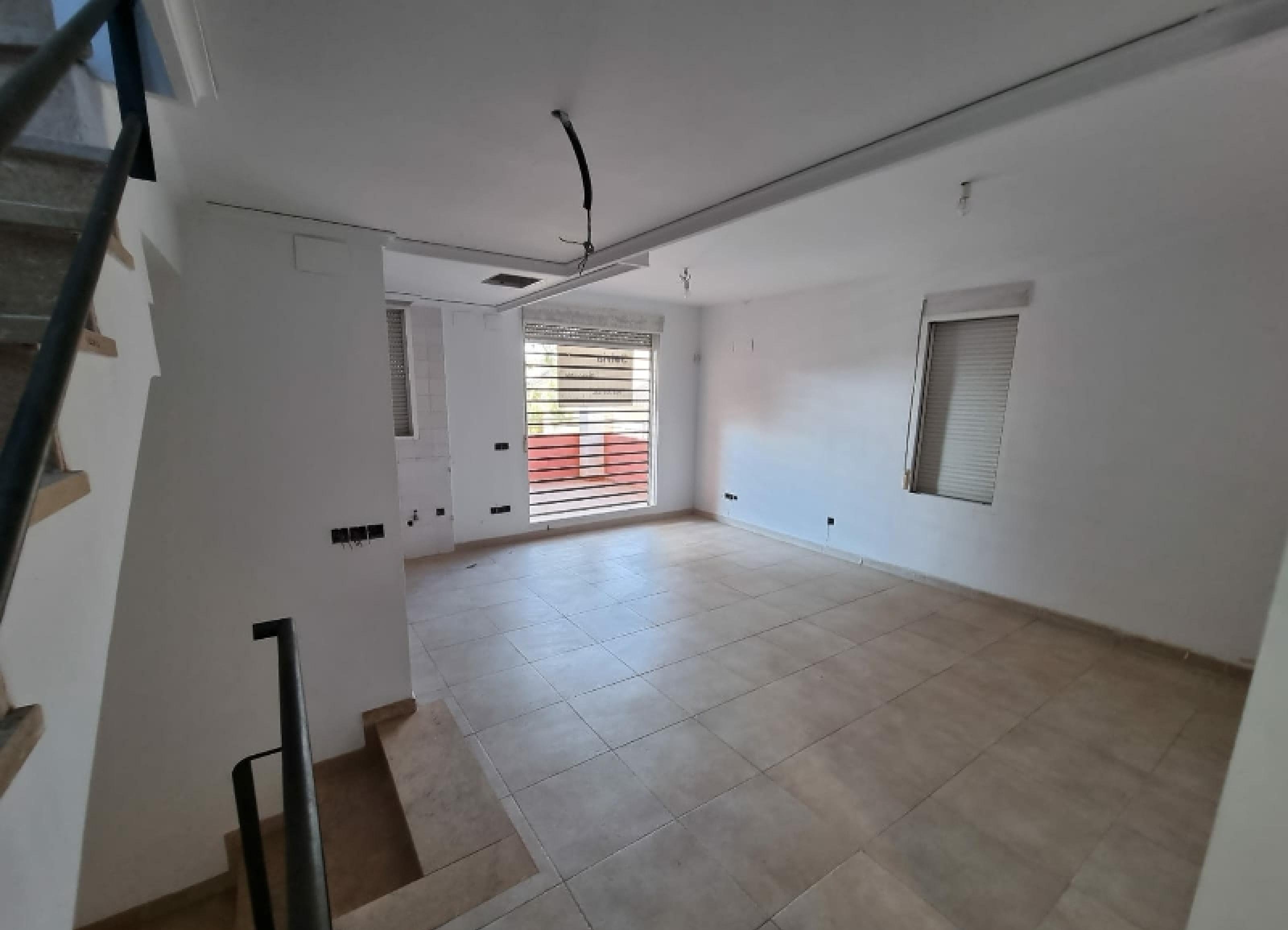Casa Adosada en venta en Sagunto, Valencia