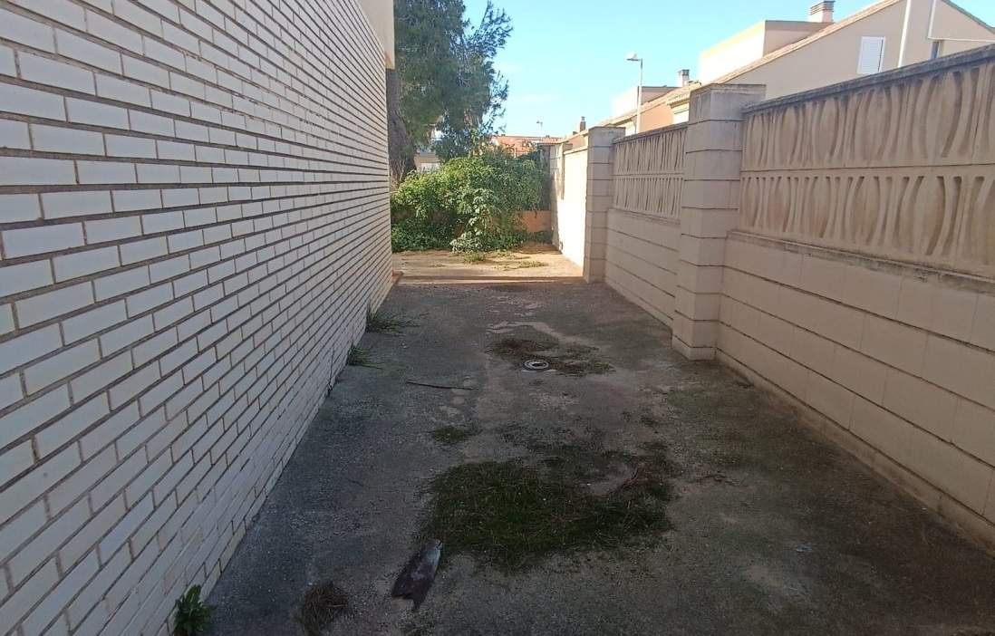 Casa Adosada en venta en Sagunto, Valencia