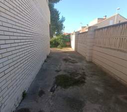 Casa Adosada en venta en Sagunto, Valencia