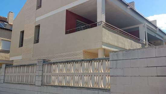 Casa Adosada en venta en Sagunto, Valencia