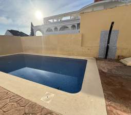 Chalet en venta en Sagunto, Valencia