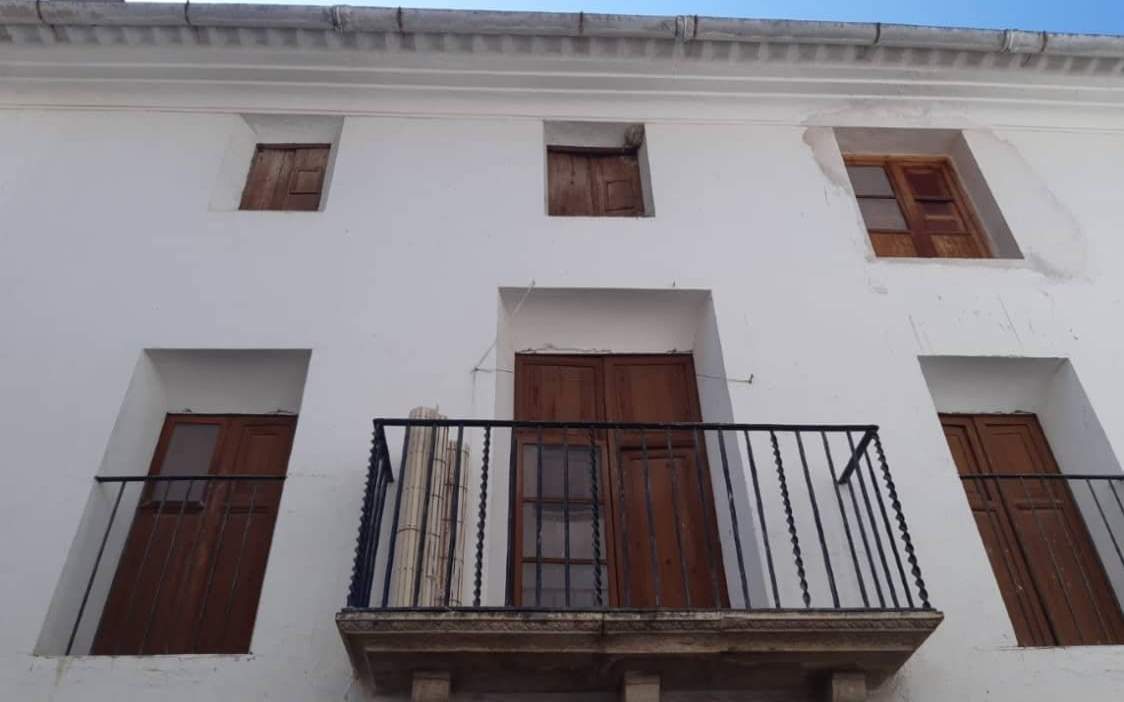 Unifamiliar Adosada en venta  en Calle Larga Bicorp Valencia
