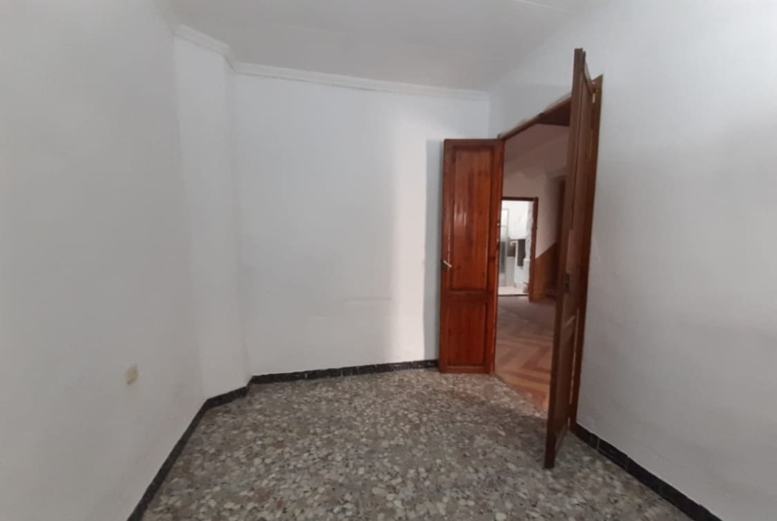 Unifamiliar Adosada en venta  en Calle Larga Bicorp Valencia