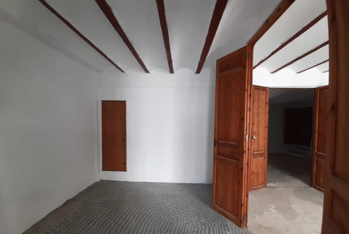 Unifamiliar Adosada en venta  en Calle Larga Bicorp Valencia