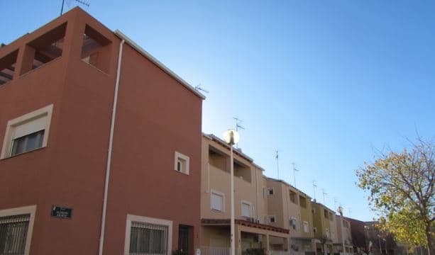 Vivienda en alquiler y venta en Puzol, Valencia