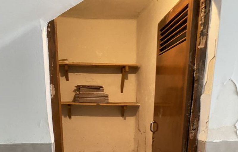 Compra tu piso en cvalle ux Artana por 56000 de 115m y 4 habitaciones