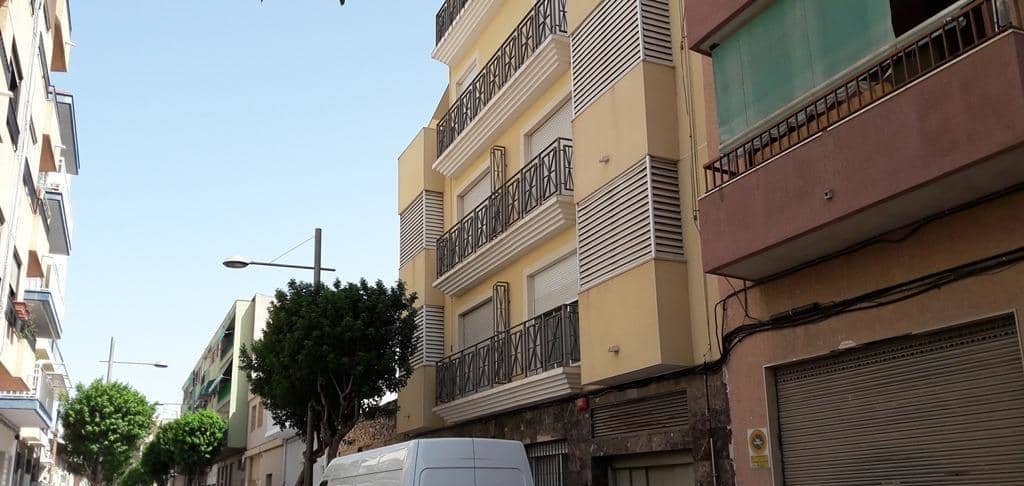 Garaje en venta  en Calle Alfonso Xiii San Vicente Del Raspeig Alicante